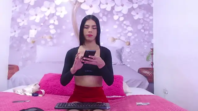 Snapshot of Luluu_08 chatting on September 30, 2025, 7:31 pm Luluu 08 online show from September 30, 2025, 7:31 pm