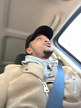 rayyymack online show from February 13, 2026, 7:36 pm