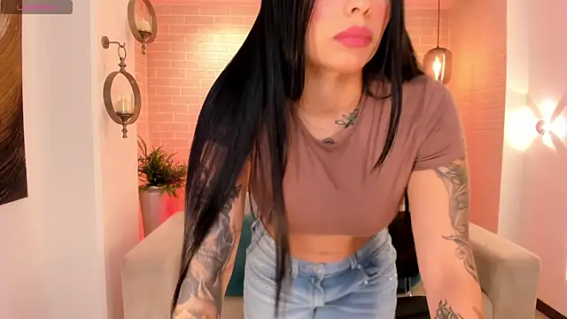 Snapshot of MariaHerrera_ chatting on April 26, 2026, 11:46 pm MariaHerrera online show from April 26, 2026, 11:46 pm