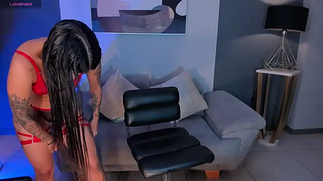 MariaHerrera  online show from October 6, 2025, 8:53 pm