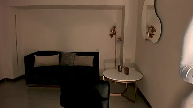 Snapshot of MariaHerrera_ chatting on April 25, 2026, 9:01 pm MariaHerrera online show from April 25, 2026, 9:01 pm