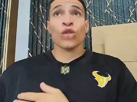 jack pergurtson01 online show from April 11, 2026, 10:52 am