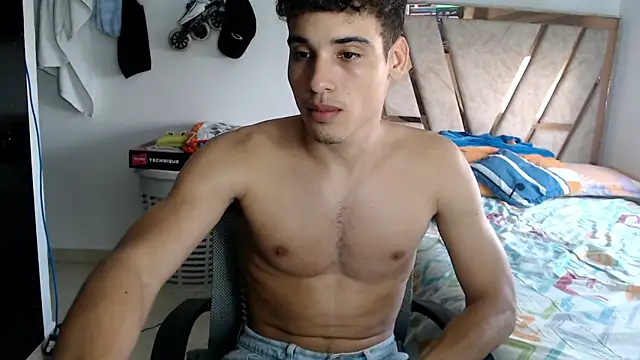 Snapshot of Babylin77 chatting on March 3, 2026, 10:39 pm Babylin77 online show from March 3, 2026, 10:39 pm