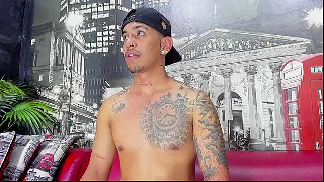 Damian09  online show from September 23, 2025, 3:57 am