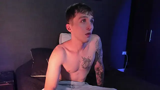 Snapshot of Dylanwhite23_ chatting on September 14, 2025, 9:04 pm Dylanwhite23 online show from September 14, 2025, 9:04 pm