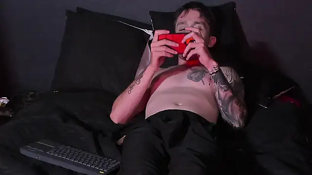 Snapshot of Dylanwhite23_ chatting on September 28, 2025, 7:15 am Dylanwhite23 online show from September 28, 2025, 7:15 am