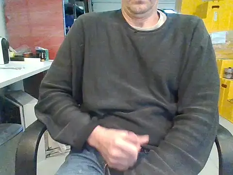 Raimundo1971 online show from November 12, 2025, 2:21 pm