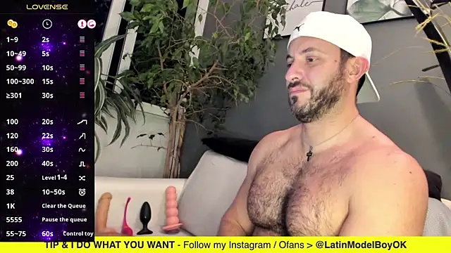 arielenbsas online show from March 18, 2025, 3:12 am