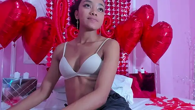 Juliette  3 online show from February 14, 2025, 1:40 pm