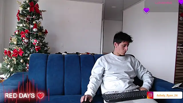 ashely ryan24 online show from November 26, 2025, 6:30 pm