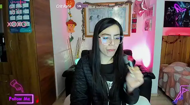 LauGrayJ online show from February 24, 2025, 3:44 am