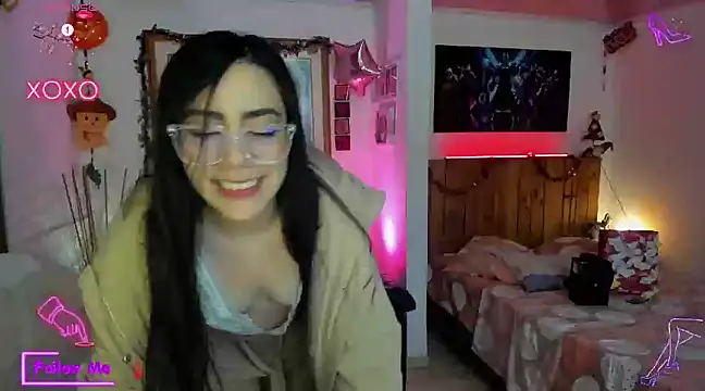 LauGrayJ online show from March 15, 2025, 5:41 am