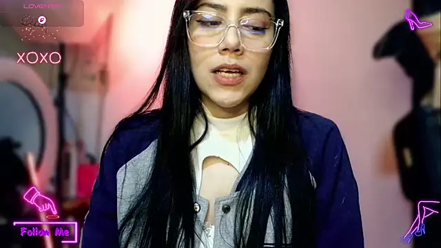 LauGrayJ online show from October 25, 2025, 10:25 am