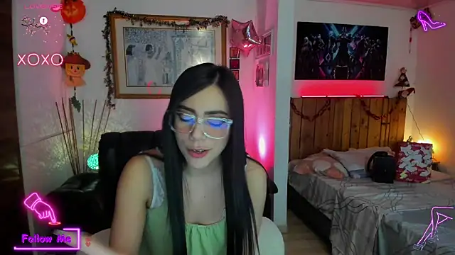 LauGrayJ online show from March 18, 2025, 12:08 am