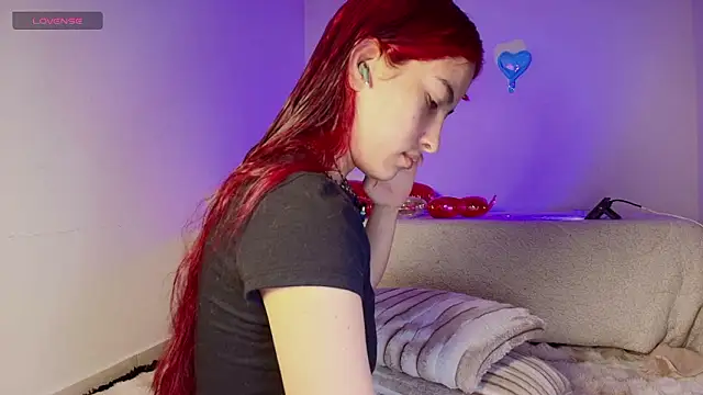 Madeline Dreams online show from March 15, 2026, 4:25 pm