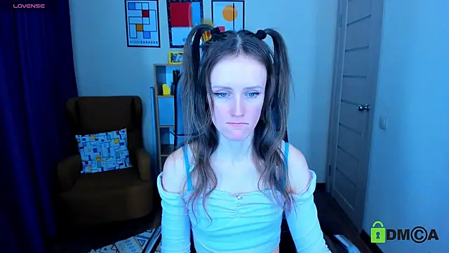 FrancescaCollins online show from March 4, 2025, 11:08 am