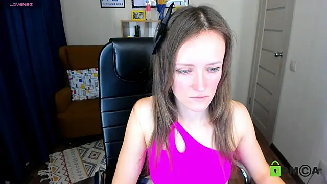 FrancescaCollins online show from February 16, 2025, 11:27 am