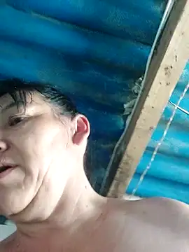 clarita 01 online show from December 14, 2025, 12:22 pm