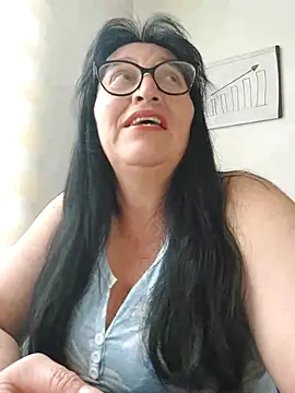 clarita 01 online show from September 23, 2025, 2:02 pm