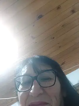 clarita 01 online show from April 1, 2026, 12:35 am