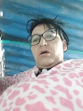 clarita 01 online show from April 18, 2026, 11:34 am