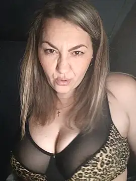 Ant0nina online show from February 25, 2025, 10:20 pm