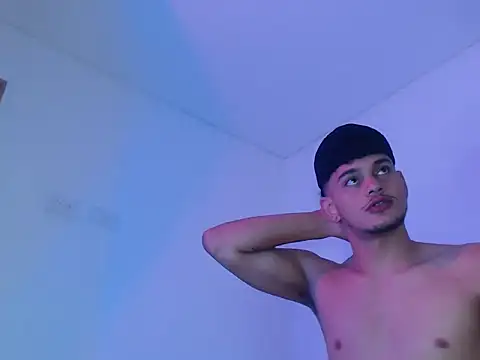 Snapshot of Alex_ThomsonXxX chatting on January 14, 2026, 2:42 pm Alex ThomsonXxX online show from January 14, 2026, 2:42 pm