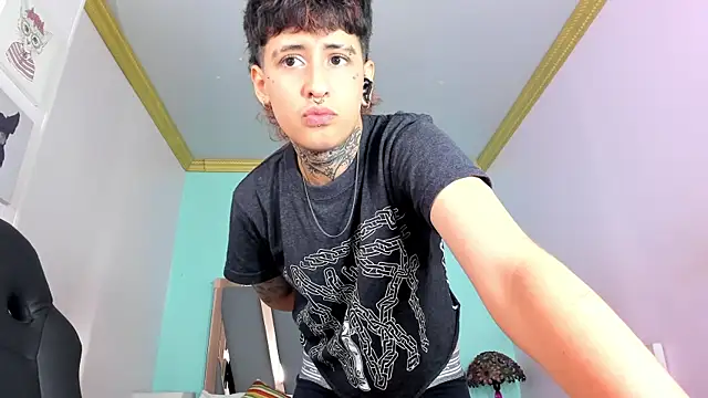 Ethan lennox online show from September 29, 2025, 8:36 pm