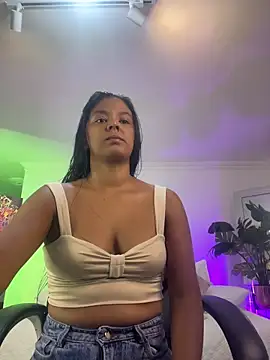 Snapshot of JANYLOVE__ chatting on May 18, 2026, 10:53 am JANYLOVE online show from May 18, 2026, 10:53 am