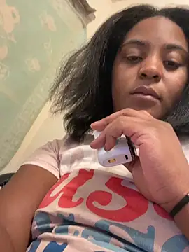 prettlovely14 online show from October 11, 2025, 6:25 am