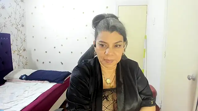 vikyadams online show from March 29, 2026, 2:02 am