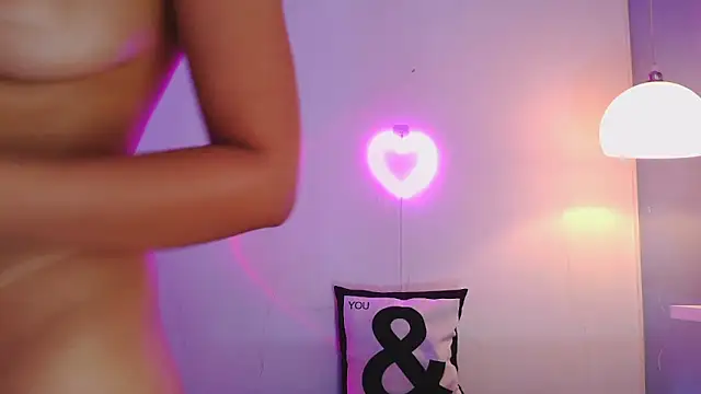 catalina  lovers online show from March 10, 2025, 8:45 pm