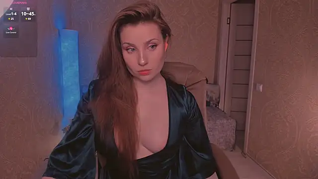 Eesmaaarrr online show from March 13, 2025, 1:43 am