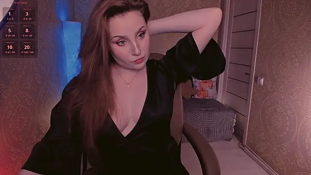 Eesmaaarrr online show from October 11, 2025, 11:39 pm