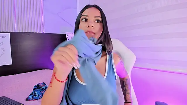 Violet spencer online show from March 18, 2025, 5:01 pm