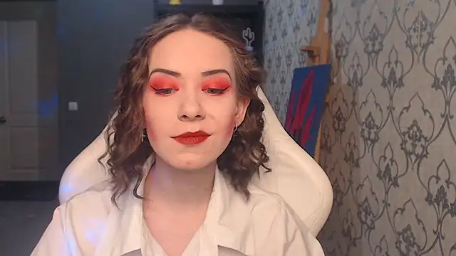 Snapshot of FascinatingEyess chatting on July 5, 2026, 9:54 pm FascinatingEyess online show from July 5, 2026, 9:54 pm