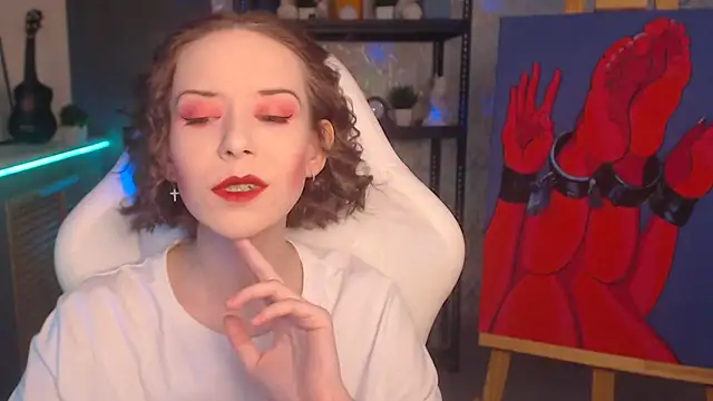 FascinatingEyess online show from September 28, 2025, 6:48 pm