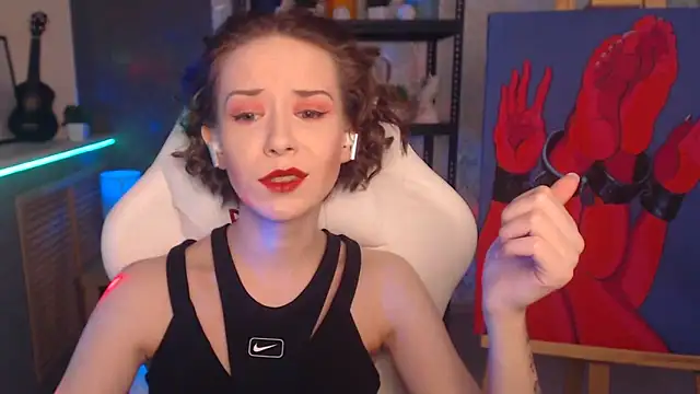 FascinatingEyess online show from March 7, 2025, 3:19 am