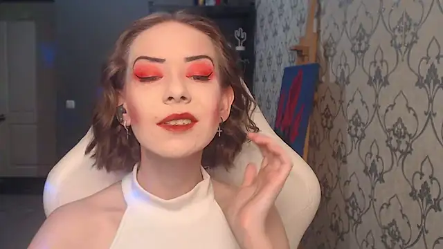 Snapshot of FascinatingEyess chatting on July 28, 2026, 8:52 pm FascinatingEyess online show from July 28, 2026, 8:52 pm