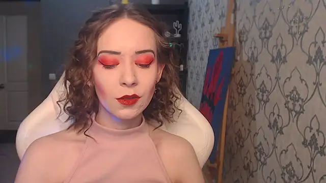 Snapshot of FascinatingEyess chatting on July 20, 2026, 6:21 pm FascinatingEyess online show from July 20, 2026, 6:21 pm