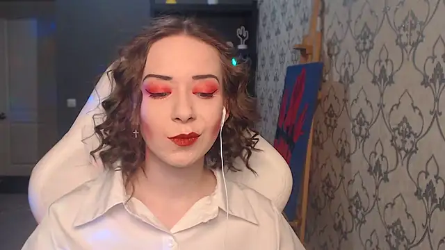 Snapshot of FascinatingEyess chatting on July 9, 2026, 9:58 pm FascinatingEyess online show from July 9, 2026, 9:58 pm
