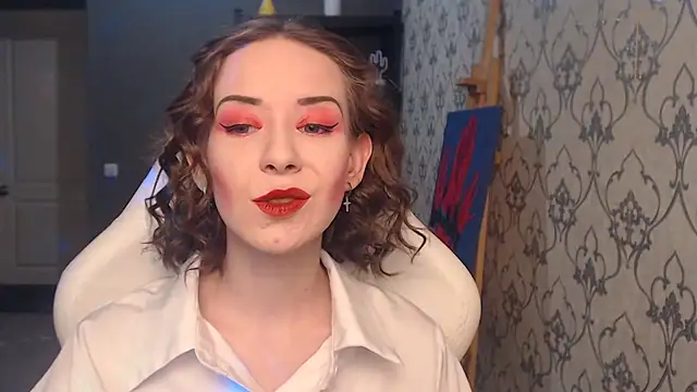 FascinatingEyess online show from June 14, 2026, 8:21 pm