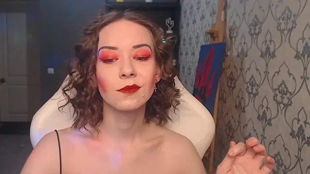 Snapshot of FascinatingEyess chatting on July 18, 2026, 7:11 pm FascinatingEyess online show from July 18, 2026, 7:11 pm