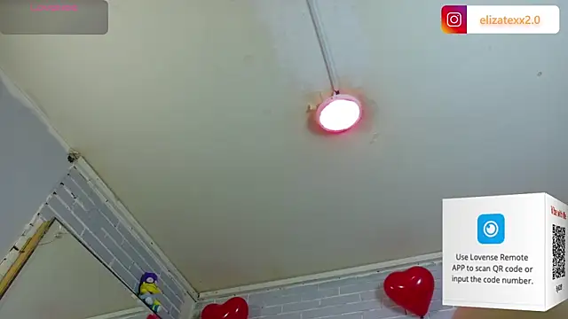 elizatexx online show from March 25, 2026, 8:08 pm