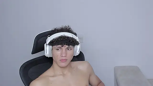 laurent nova online show from September 25, 2025, 8:31 am