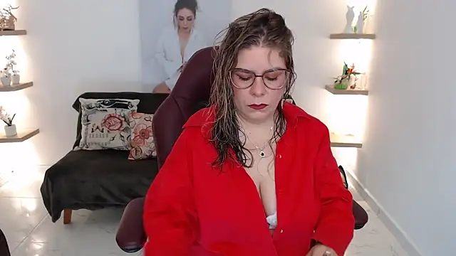 Snapshot of zehra_sanem chatting on April 20, 2026, 3:35 pm zehra sanem online show from April 20, 2026, 3:35 pm