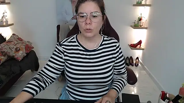 Snapshot of zehra_sanem chatting on April 30, 2026, 1:51 pm zehra sanem online show from April 30, 2026, 1:51 pm