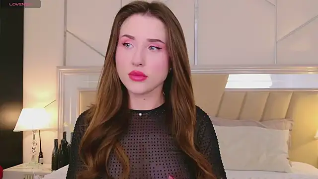 Jullia Carter online show from October 24, 2025, 6:12 am