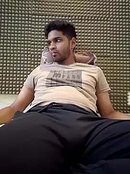 mykecockslong online show from October 5, 2025, 10:28 am