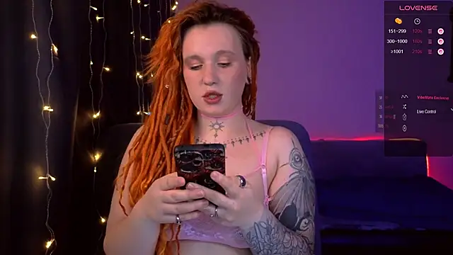 The Full Red Moon online show from February 14, 2026, 3:07 am